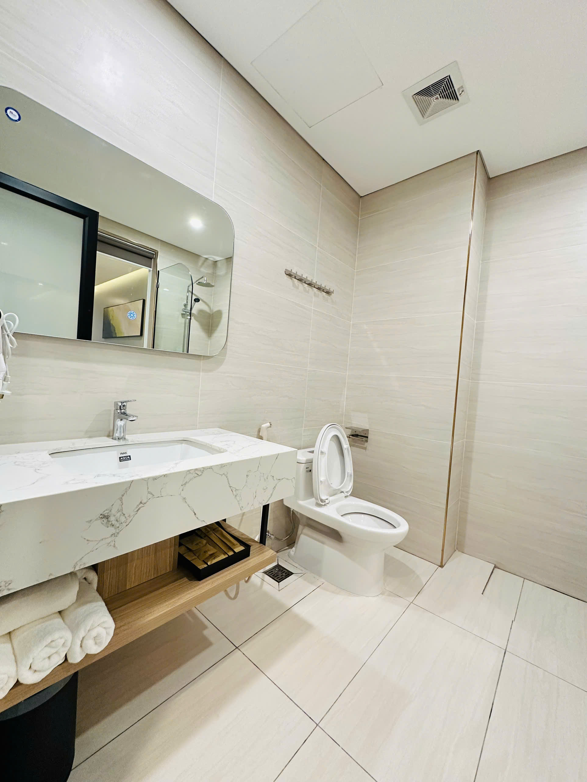 Room Image 1